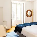 Guestready - Contemporary Flat W/ Garage In