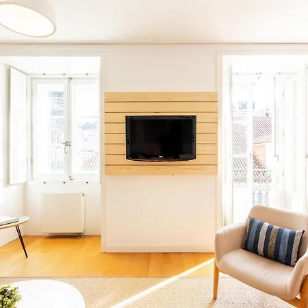 Guestready - Contemporary Flat W/ Garage In شقة