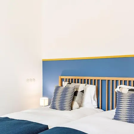 Guestready - Contemporary Flat W/ Garage In * Lisboa