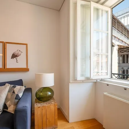 Guestready - Contemporary Flat W/ Garage In * Lisboa