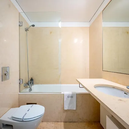Guestready - Chic Contemporary Flat In *